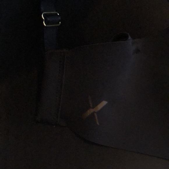 Knix Wing Woman Bra size 8+ - Picture 2 of 3